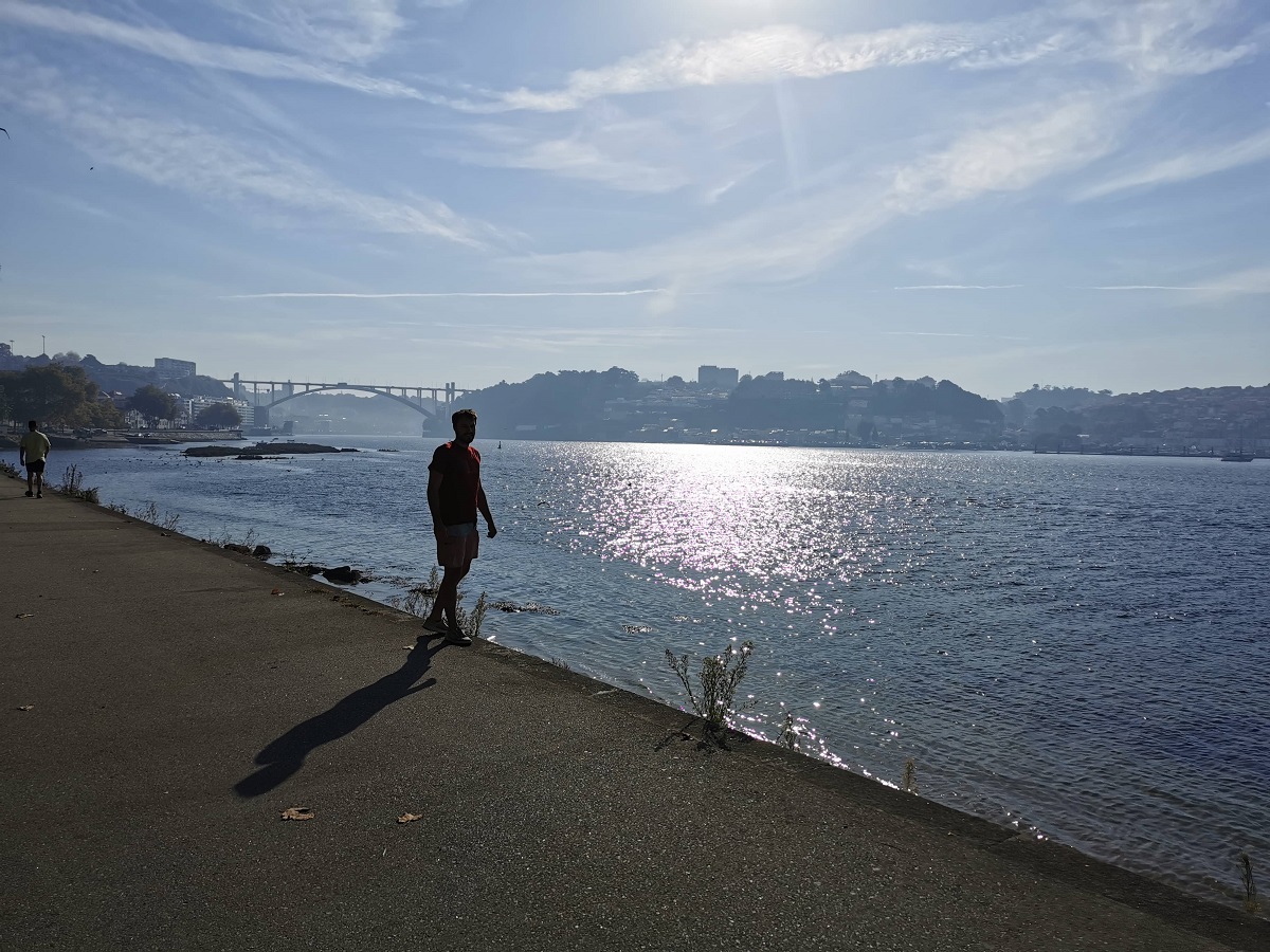 Mila am Wasser Mila an der Küste Portos