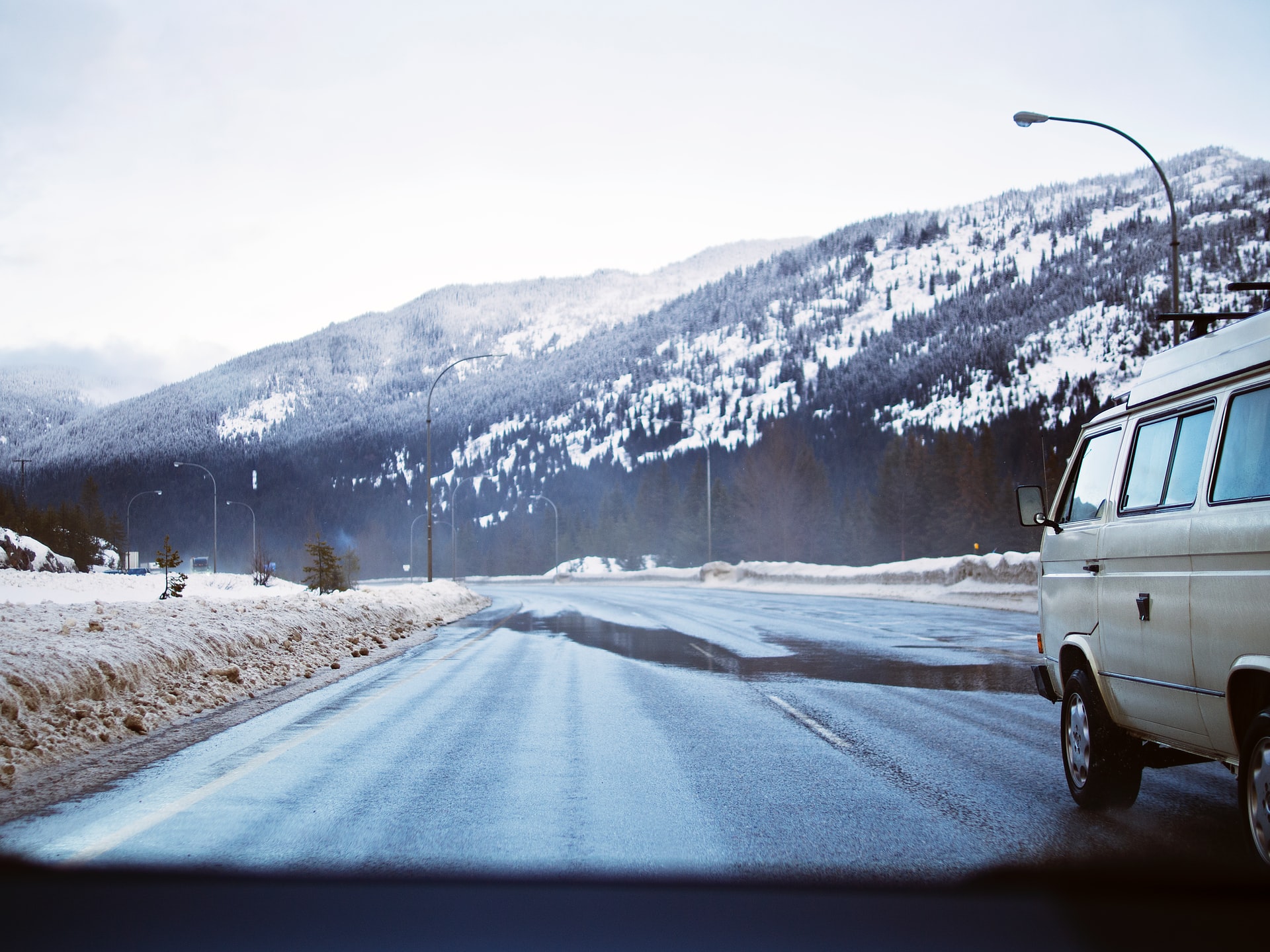 Vanlife im Winter Street