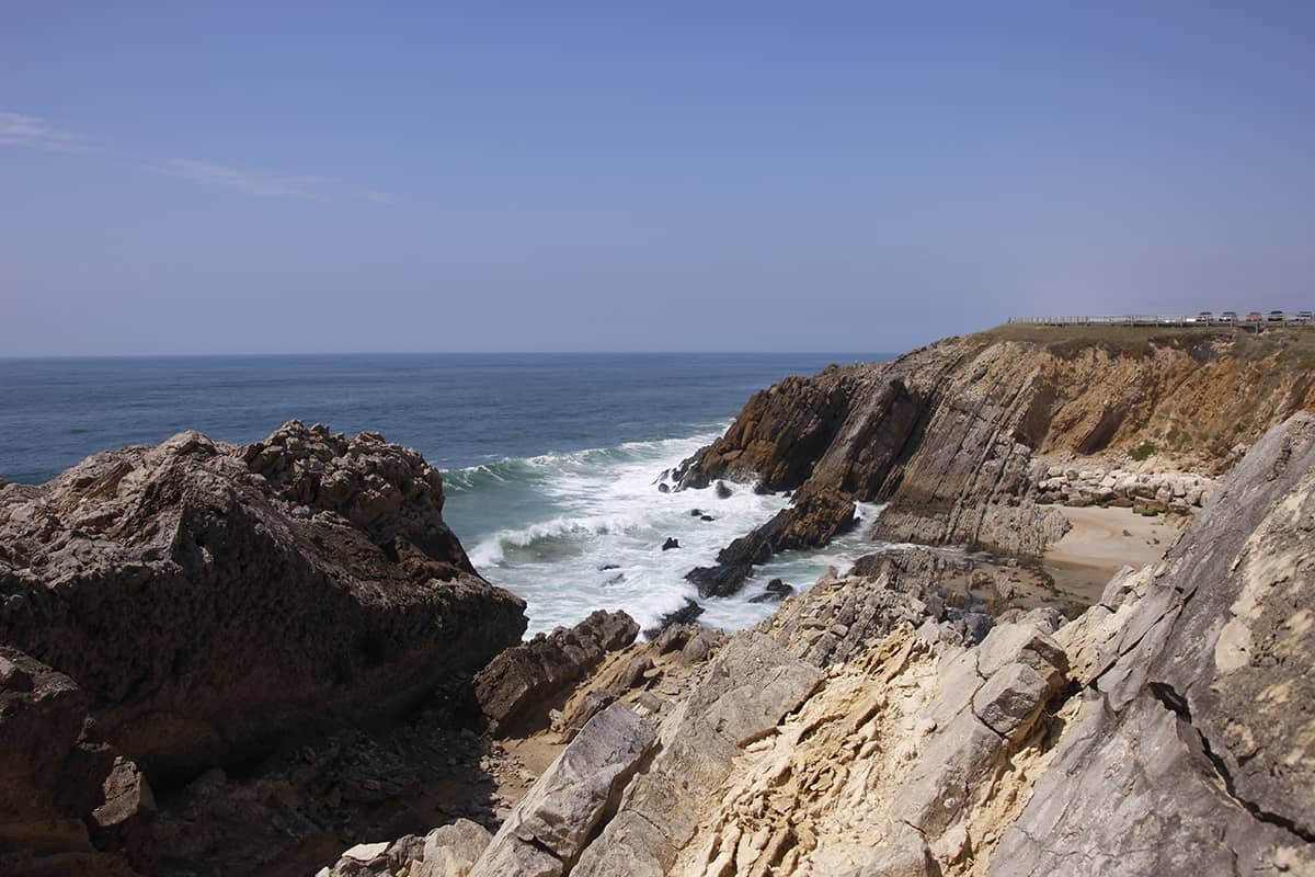 Küstenstraße bei Nazaré in Portugal