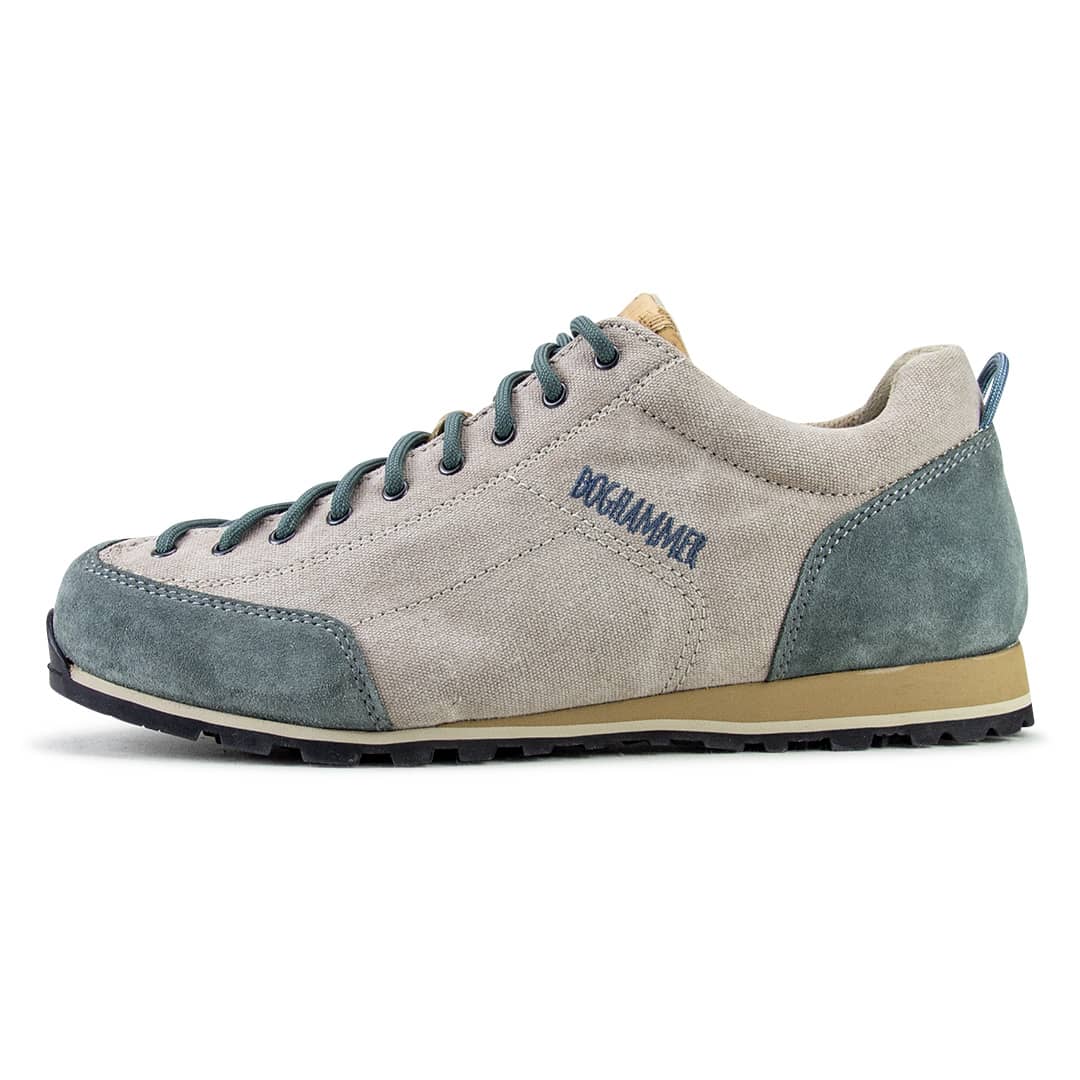 nachhaltiger damen bergschuh in der farbe blau