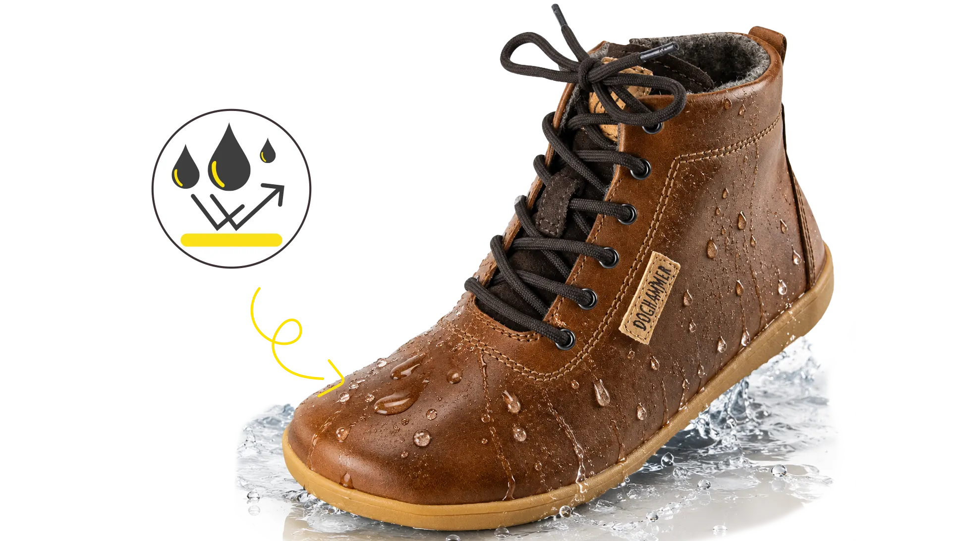 wasserdichter barfuß wanderschuhe in einer pfütze