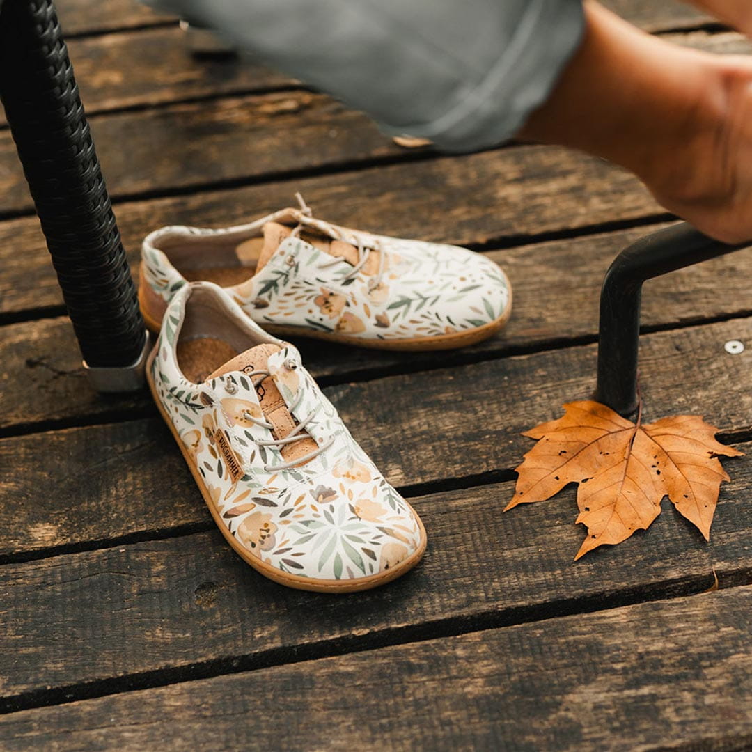 vegane Barfußschuhe für Damen mit Blumenmuster